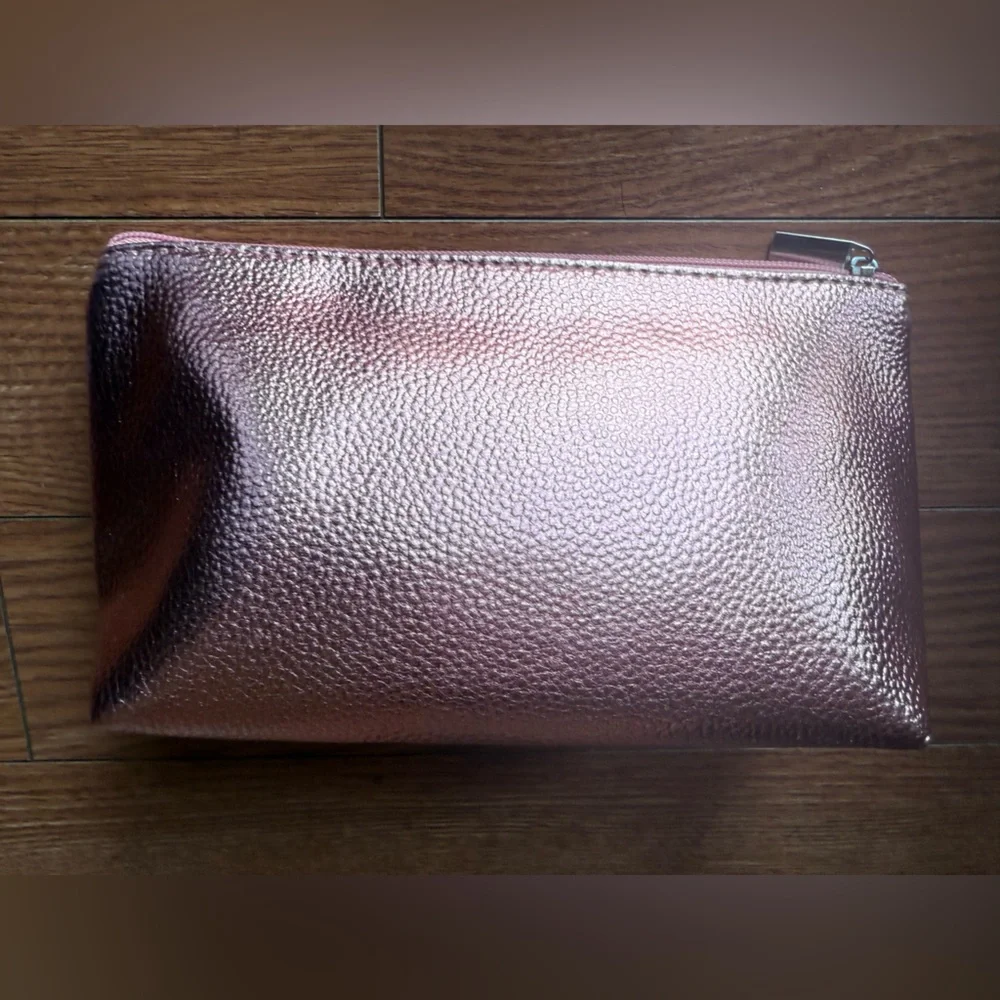 ❤️ 3/$25 Ulta Pink Metallic Cosmetic Bag